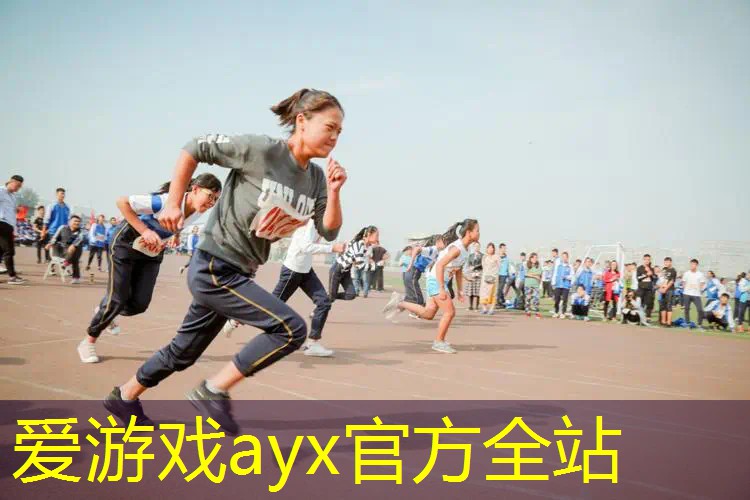 网球拍头向前还是向后的好